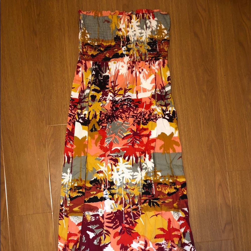 WORN ONCE | Tropical print strapless maxidress